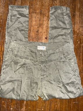 3/$15. Ladies Free People pants 6